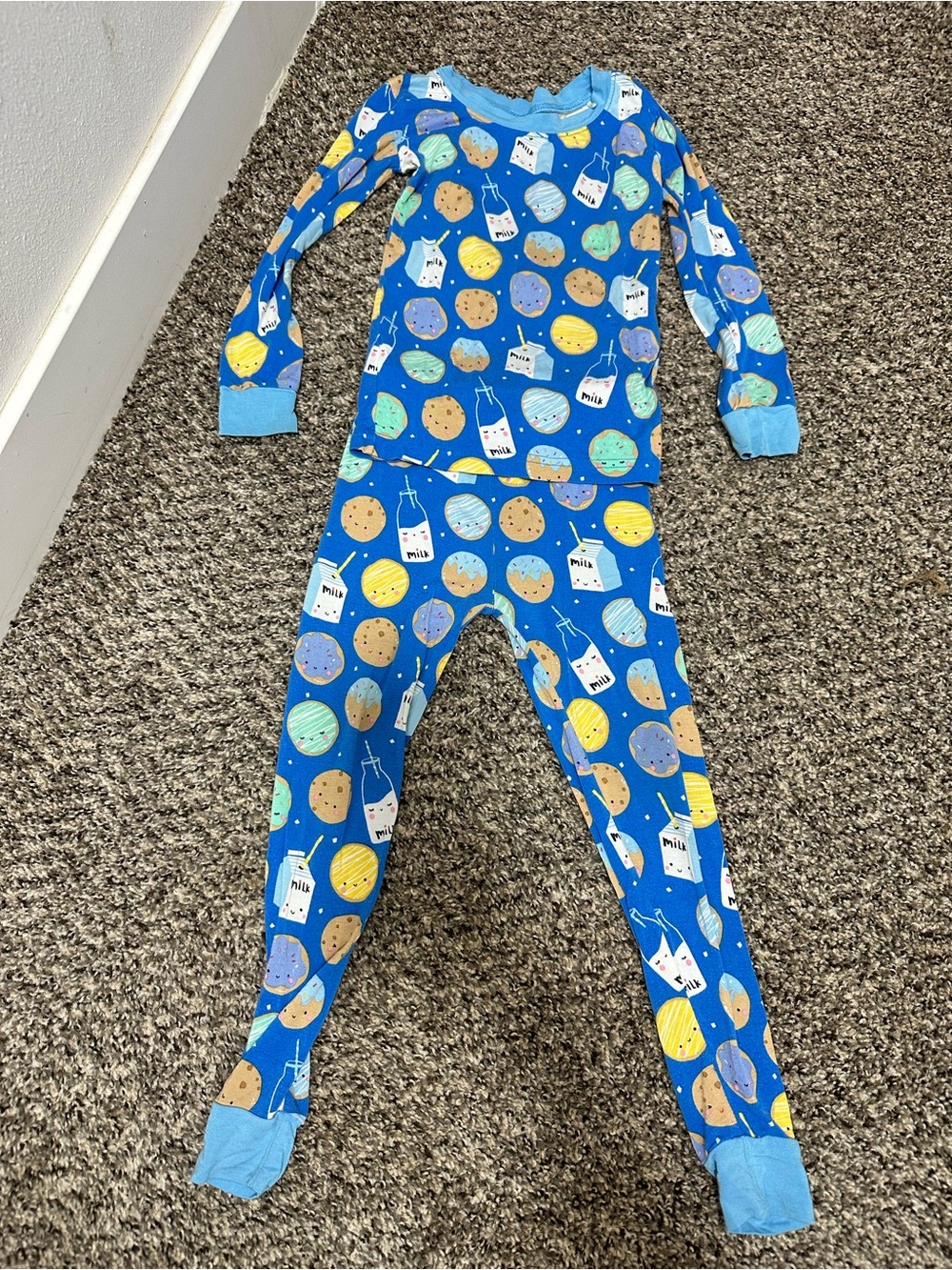 Little sleepies pajamas set